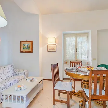 La Fresia - Focette 100m From Sea - Happy *